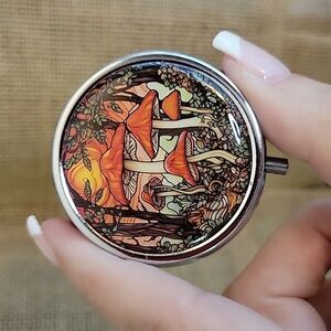 ART DECO MUSHROOM PILL BOX